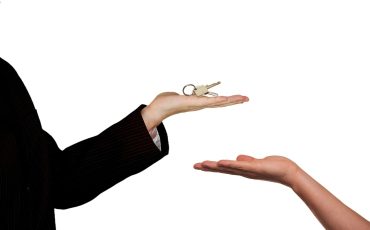 What sells a house - the top 10 elements for people selling their home and how to manipulate them from Jameson and Partners estate agents in Altrincham