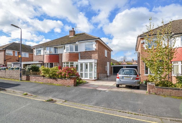 Lansdowne Road, Altrincham Jameson and Partners Ltd Estate Agents