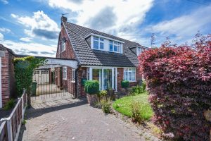 Clover Road, Timperley